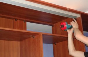 Как сделать шкаф на лоджии и балконе