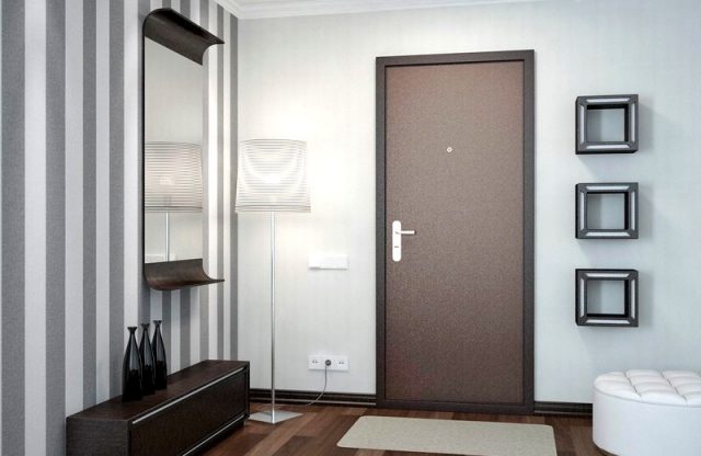 Выбор входной металлической двери в квартиру