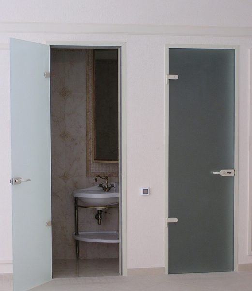 Как выбрать металлопластиковую дверь в ванную комнату