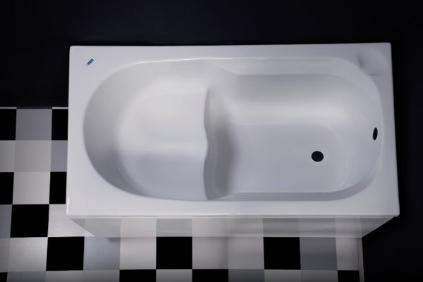 Виды маленьких ванн по форме, размеру и материалу