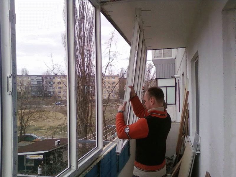 Инструкция по остеклению балкона своими руками