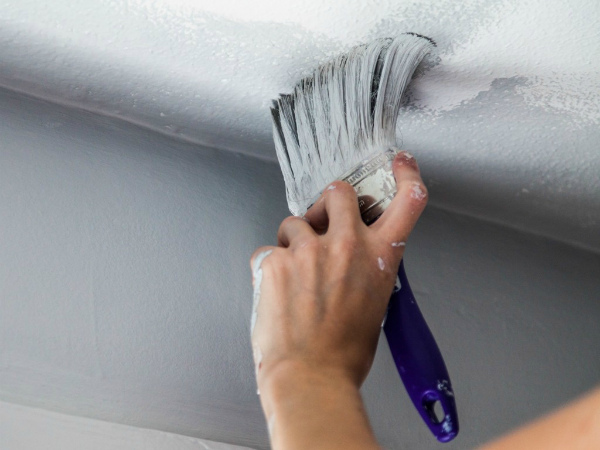 
				Как подготовить потолок под покраску