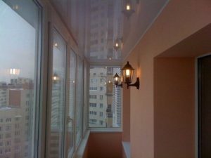 Устройство освещения на лоджии и балконе