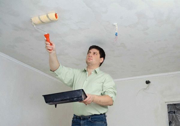 Особенности грунтовки потолка под водоэмульсионную краску