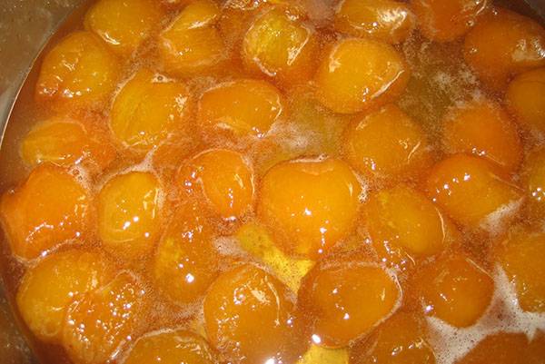 Готовим варенье из абрикос с апельсином