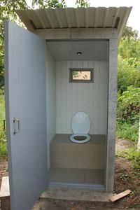 Туалетный домик для дачи