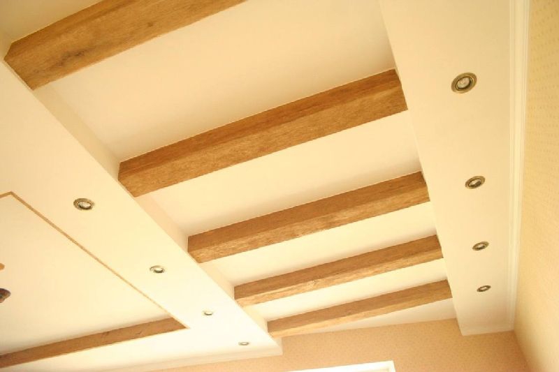 Потолок с балками: правила выбора и размещения декоративных изделий