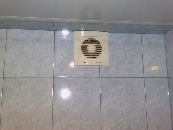 Какой вентилятор выбрать для ванной?