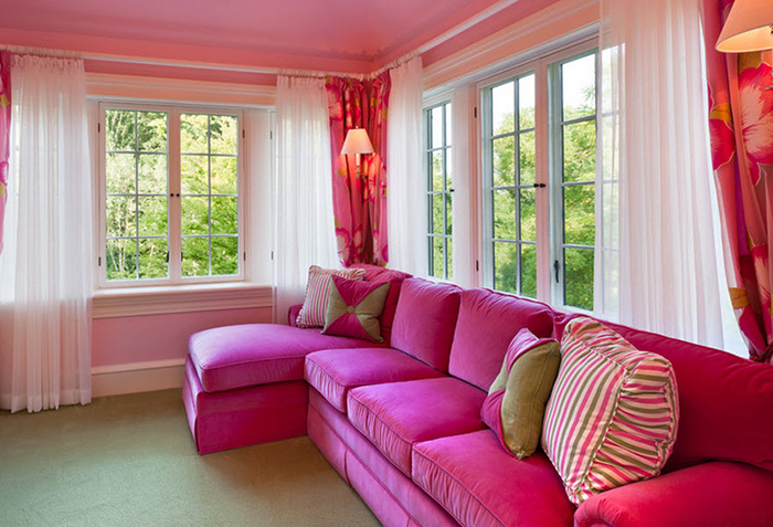 Розовые шторы: нюансы сочетания цвета с другими оттенками