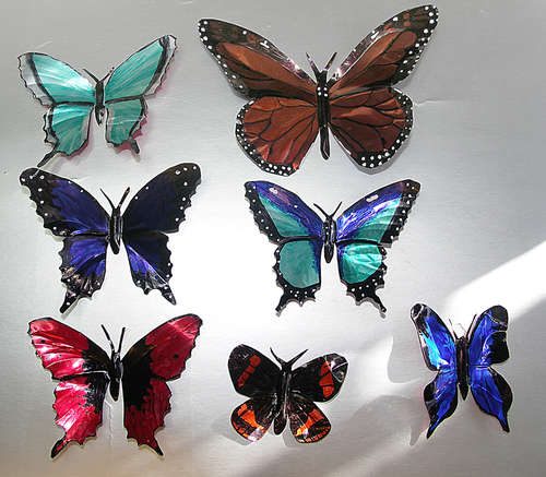 Украшаем стены самодельными бабочками: инструкция по декорированию