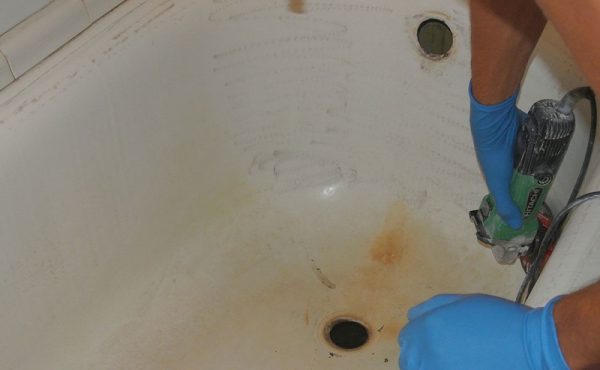 Реставрация ванны чугунной – как обновить старое изделие своими руками?