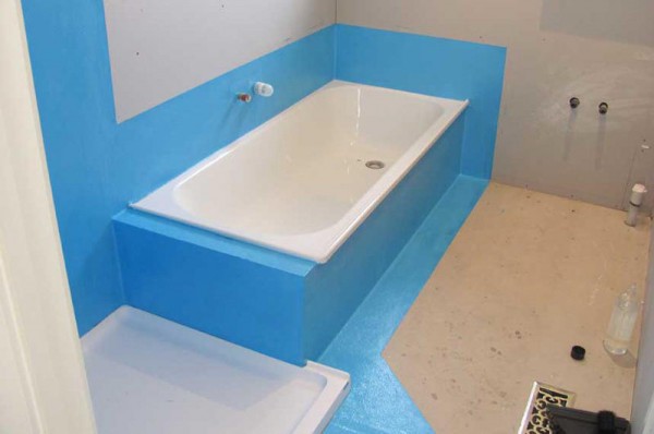 Гидроизоляция ванной комнаты — виды и способы нанесения