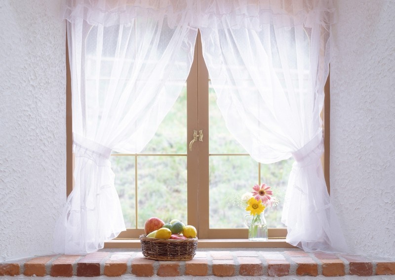 Красивые шторы из вуали в квартиру: маленькие хитрости
