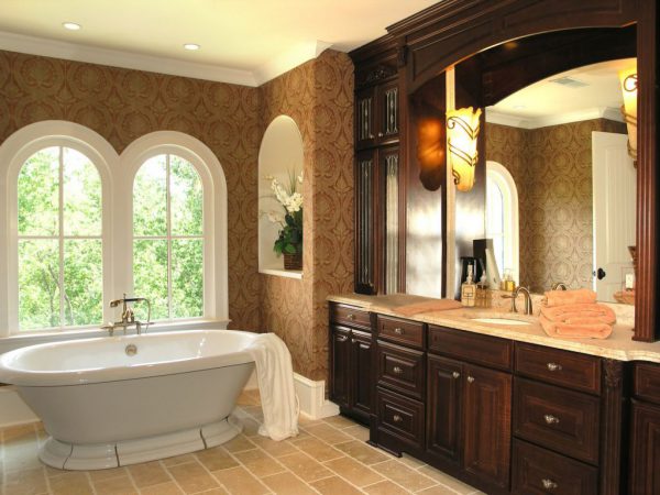 Ванная в классическом стиле – сочетание традиций, роскоши и удобства