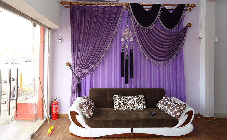 Фиолетовые шторы в интерьере – магия цвета и вкуса