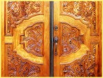 Элитные межкомнатные двери : особенности изделий из массива дерева