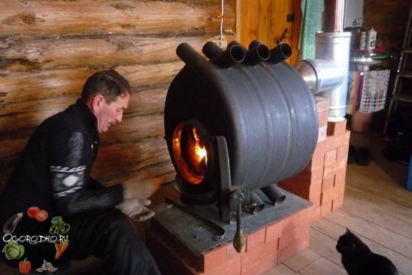 Печи для дома на дровах длительного горения