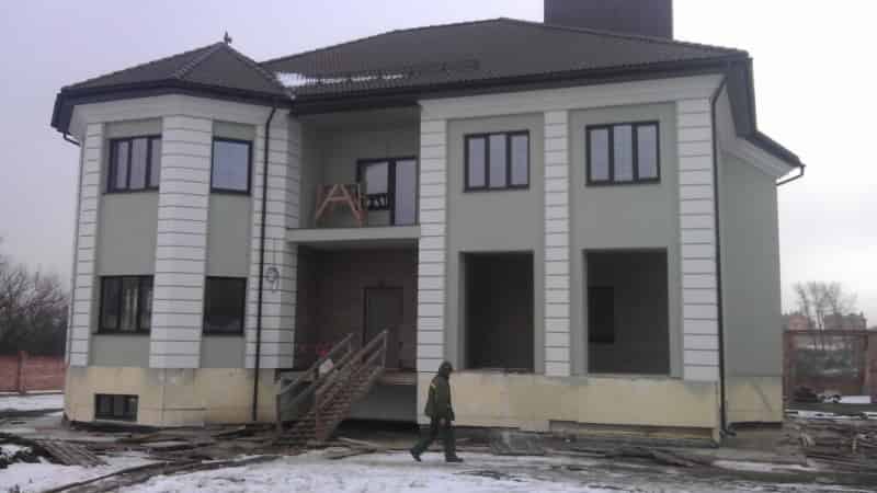 Фасадные элементы способны превратить скромный дом в сказочный замок