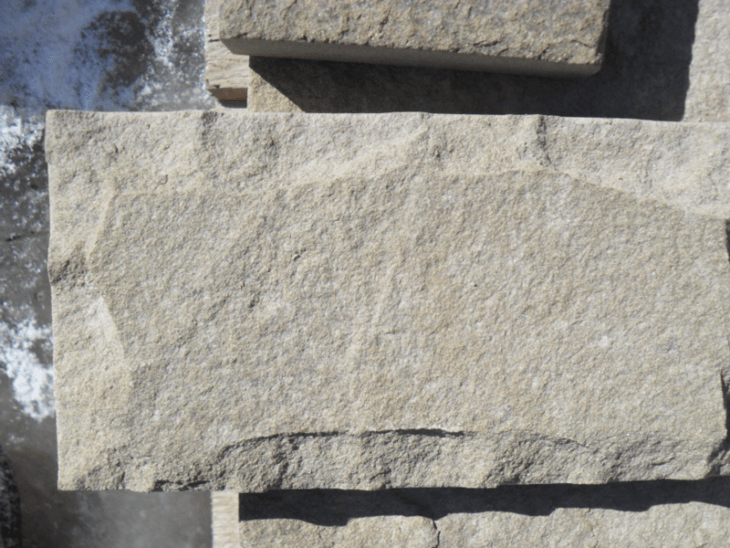 Плитка из натурального камня: разновидности породы для внутренней и наружной отделки